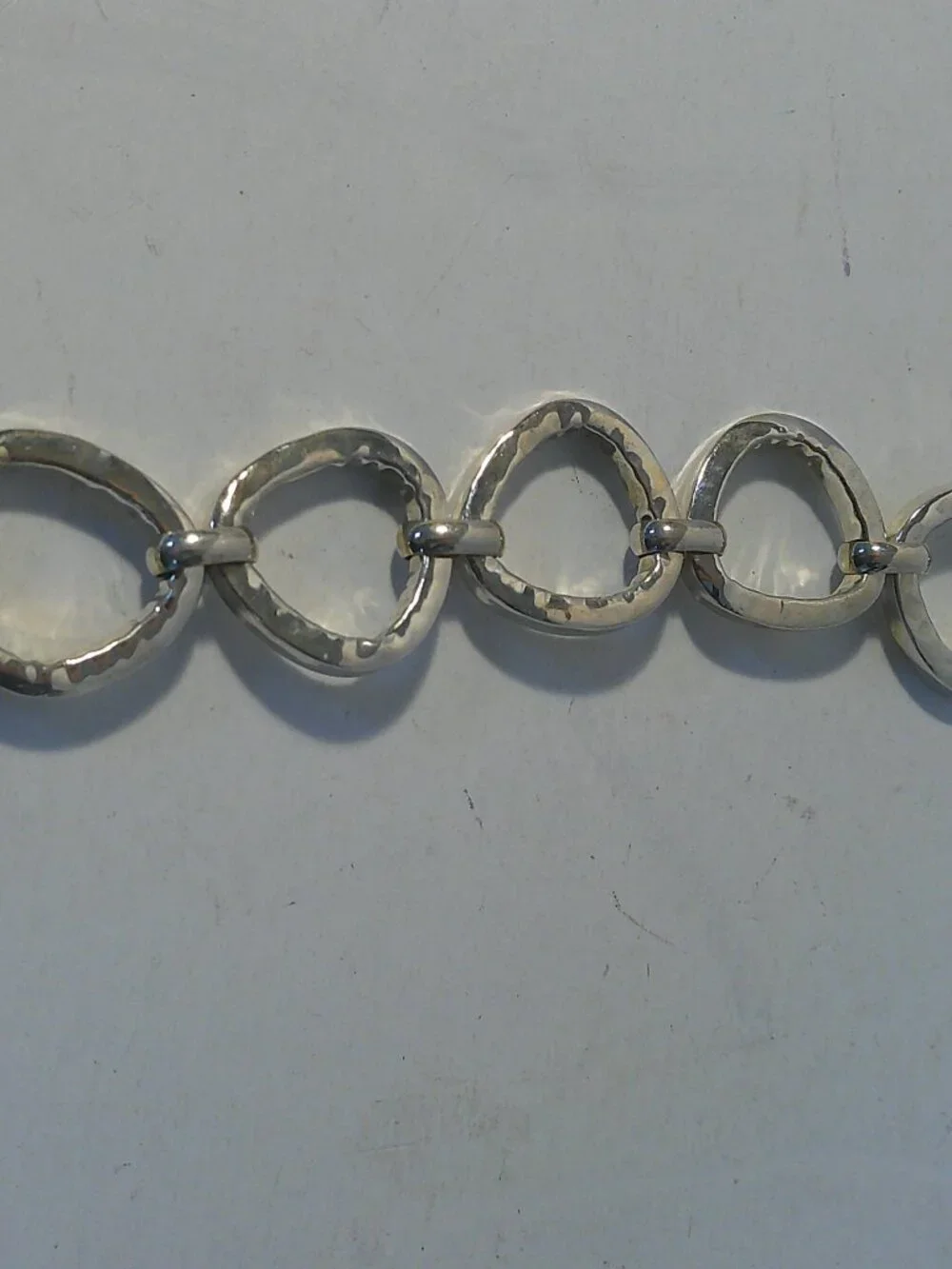 Hammered Open Circle Link Toggle Bracelet Silver Tone - SB6 D3